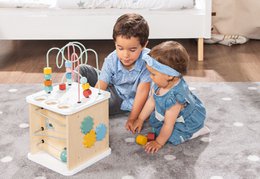 Motoric cube „Sanna”