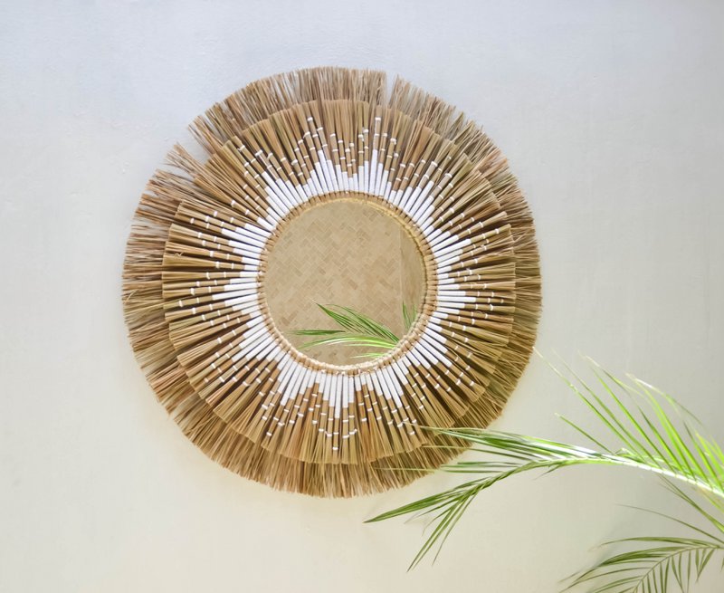 Zeegras spiegel met macrame details - Ambon wit ø70cm