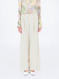 Illusory pants