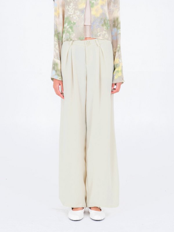 Illusory pants
