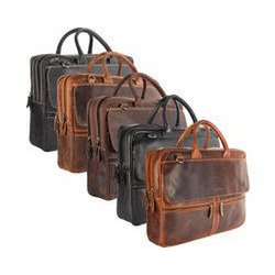 Arrigo Laptoptas 17 inch Cognac
