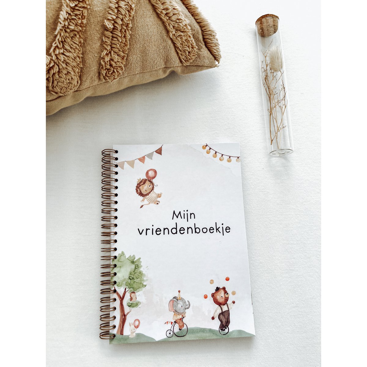 Amigos Book Animal Friends