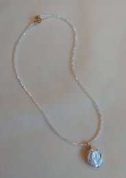 AZALEE Transparent Necklace