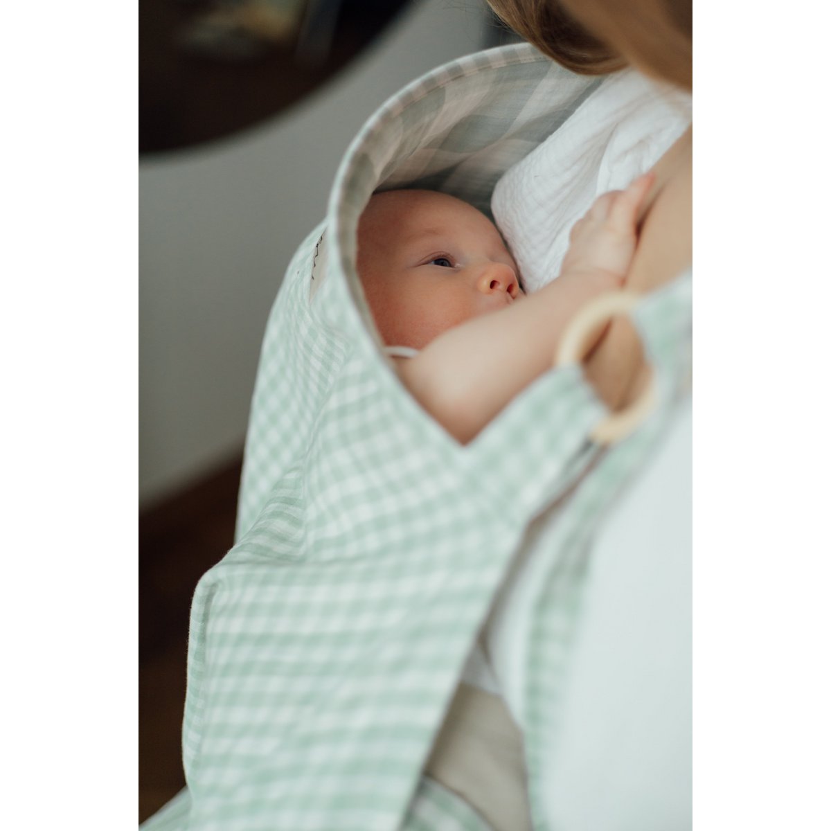 TISU nursing cover, Light Mint Gingham
