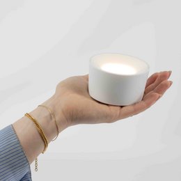 Schreibtischlampe Design LED auf Batterie weiß, mit Wandmontage
