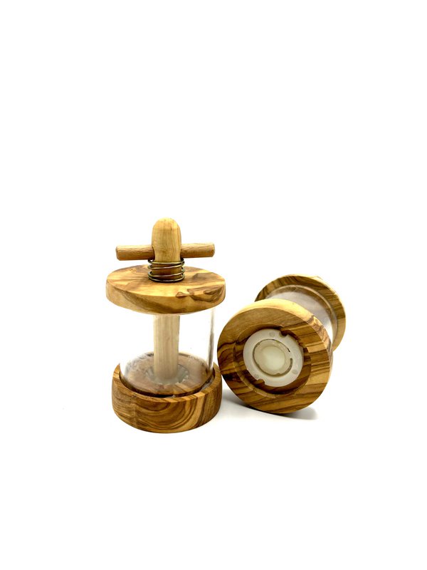 Kräutermühle aus Olivenholz
