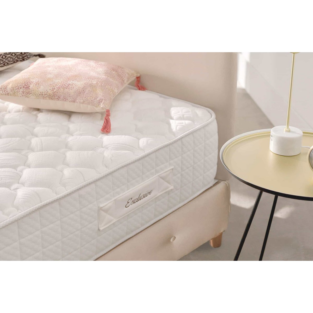 Royal Exclusive PocketSprings madras -White - Tykkelse: 30 cm - Moonia
