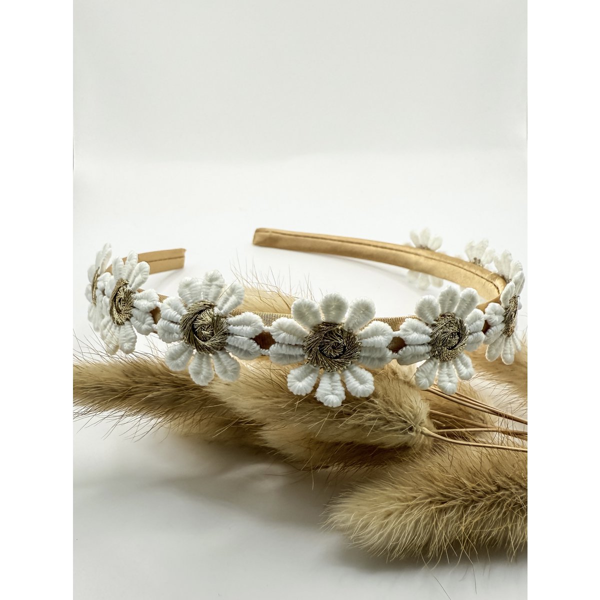 Diadeem gouden bloem