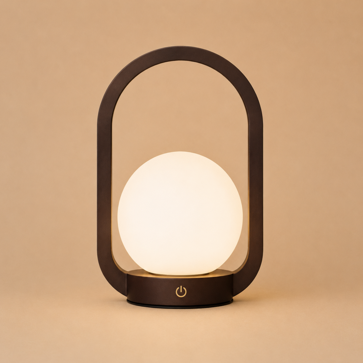 Skye dunkelbraune wiederaufladbare Holzlampe