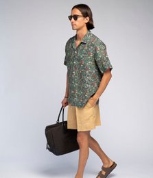 Chemise en lin Je sais ce que tu as fait l'été dernier - Algis Krisčiūnas (Unisexe)