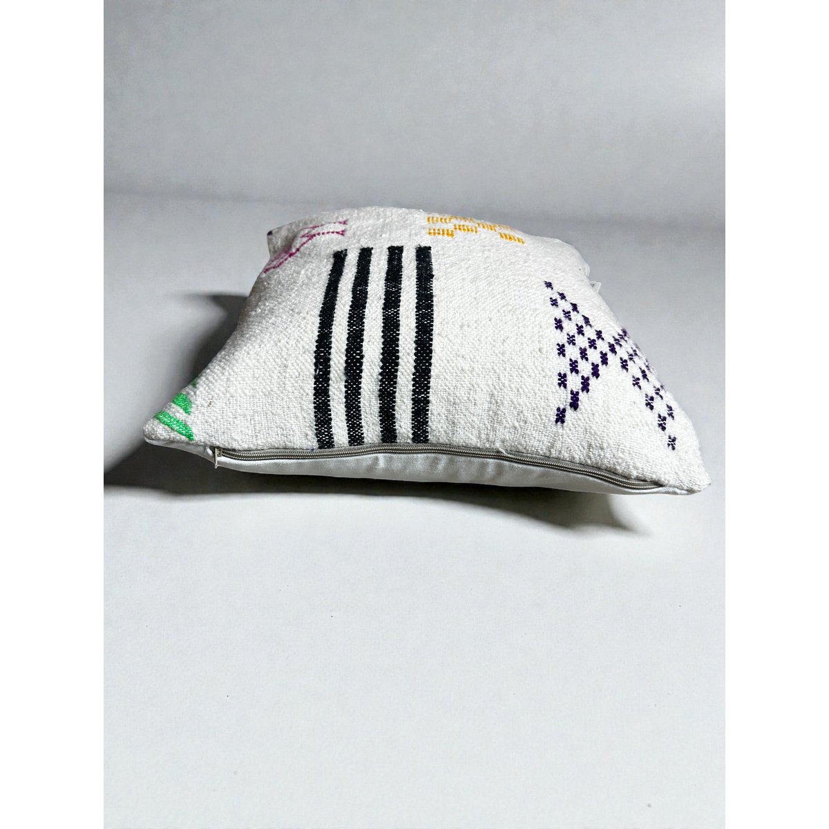 LEY! - Cushion - Colorful Line - 50 x 50 (SOLD LAGERSALE 02/25/26)