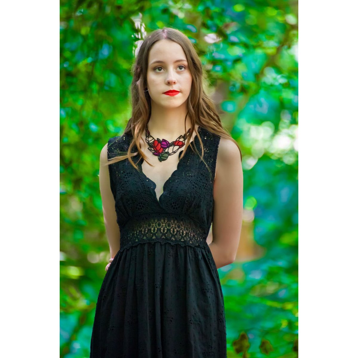 Collar Hojas Llenas De Acacia