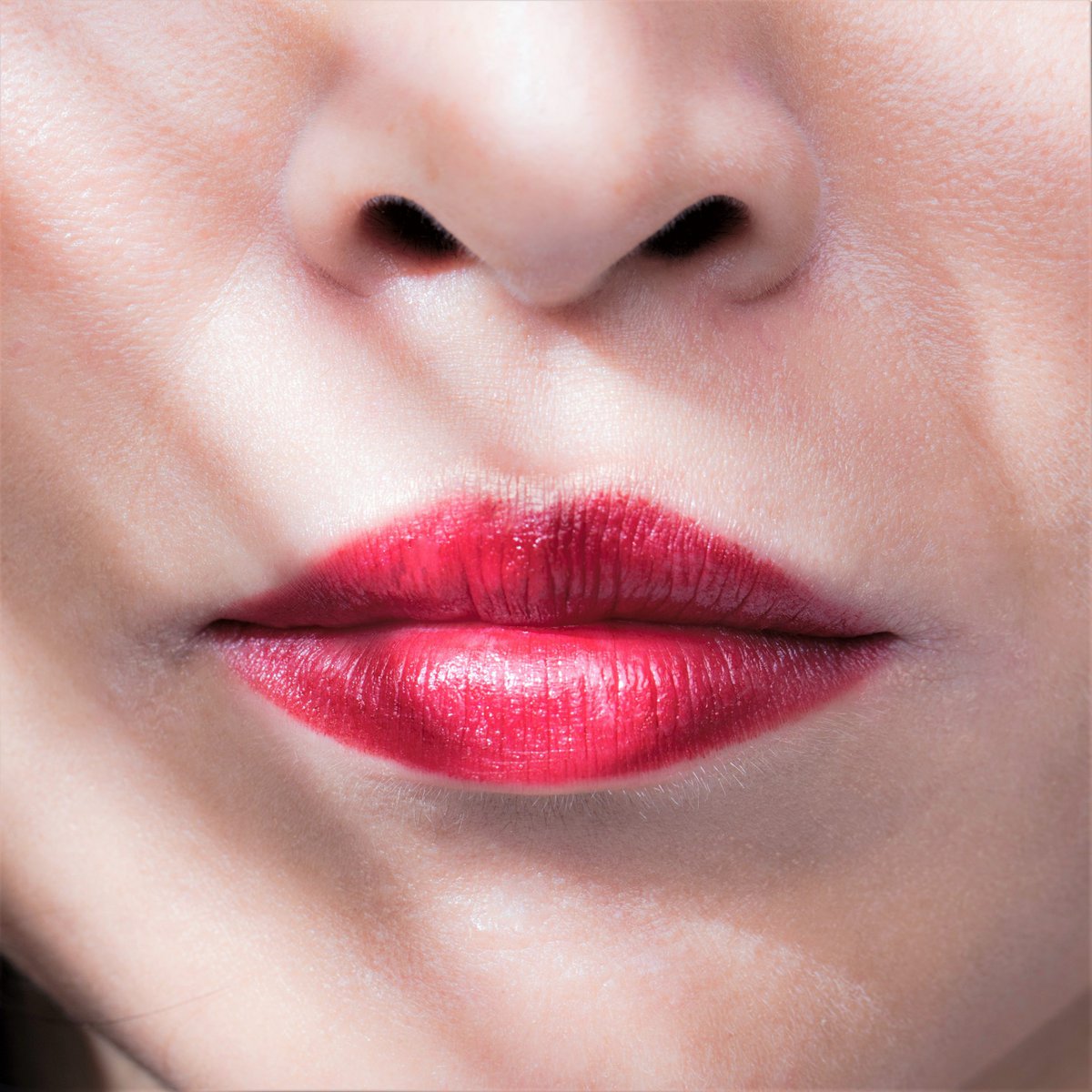 Natuurlijke robijnrode lippenstift 1.0