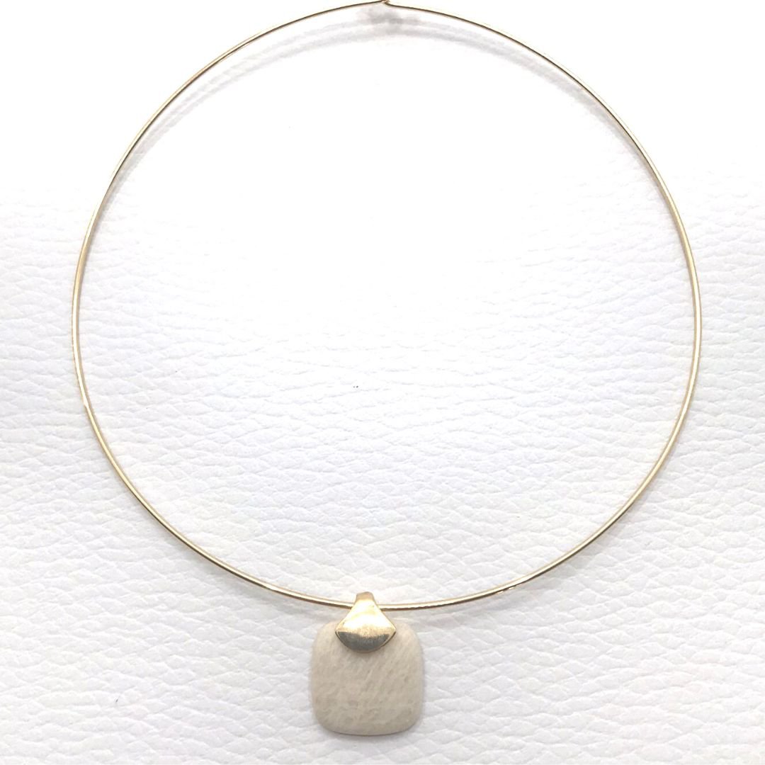 Frameloze vierkante edelsteen choker - Rose howliet