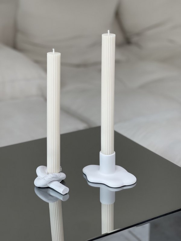 Candlestick in the shape of a knot