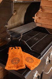 Sæt med 2 læder BBQ handsker - 36 x 19 cm - brun