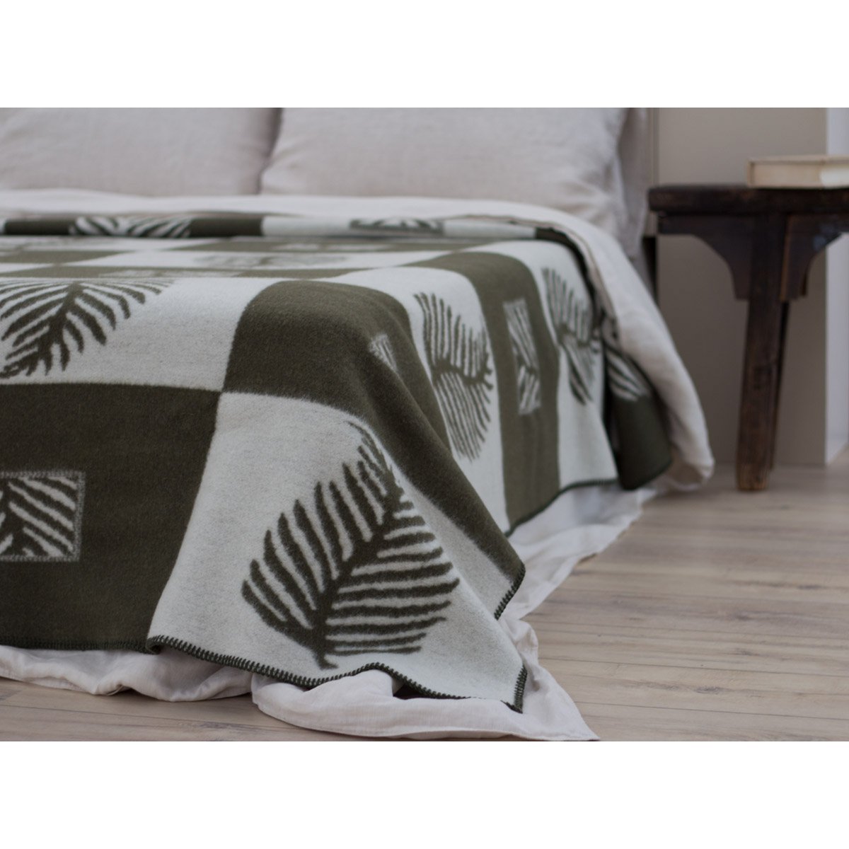 Manta de cama de lana merino verde HOJA