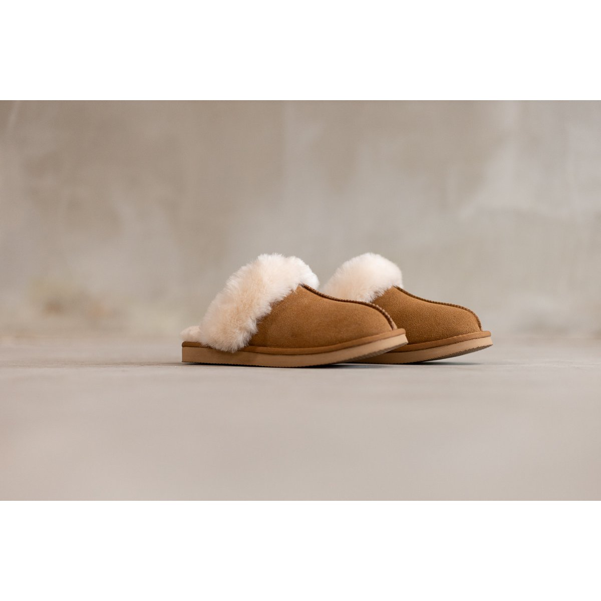 Pantofel Lumi | wielbłąd | Rozmiar 37-43
