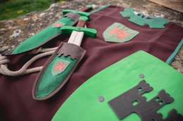 DAGGER KAMELOT + BROWN/GREEN POUCH - ST405F