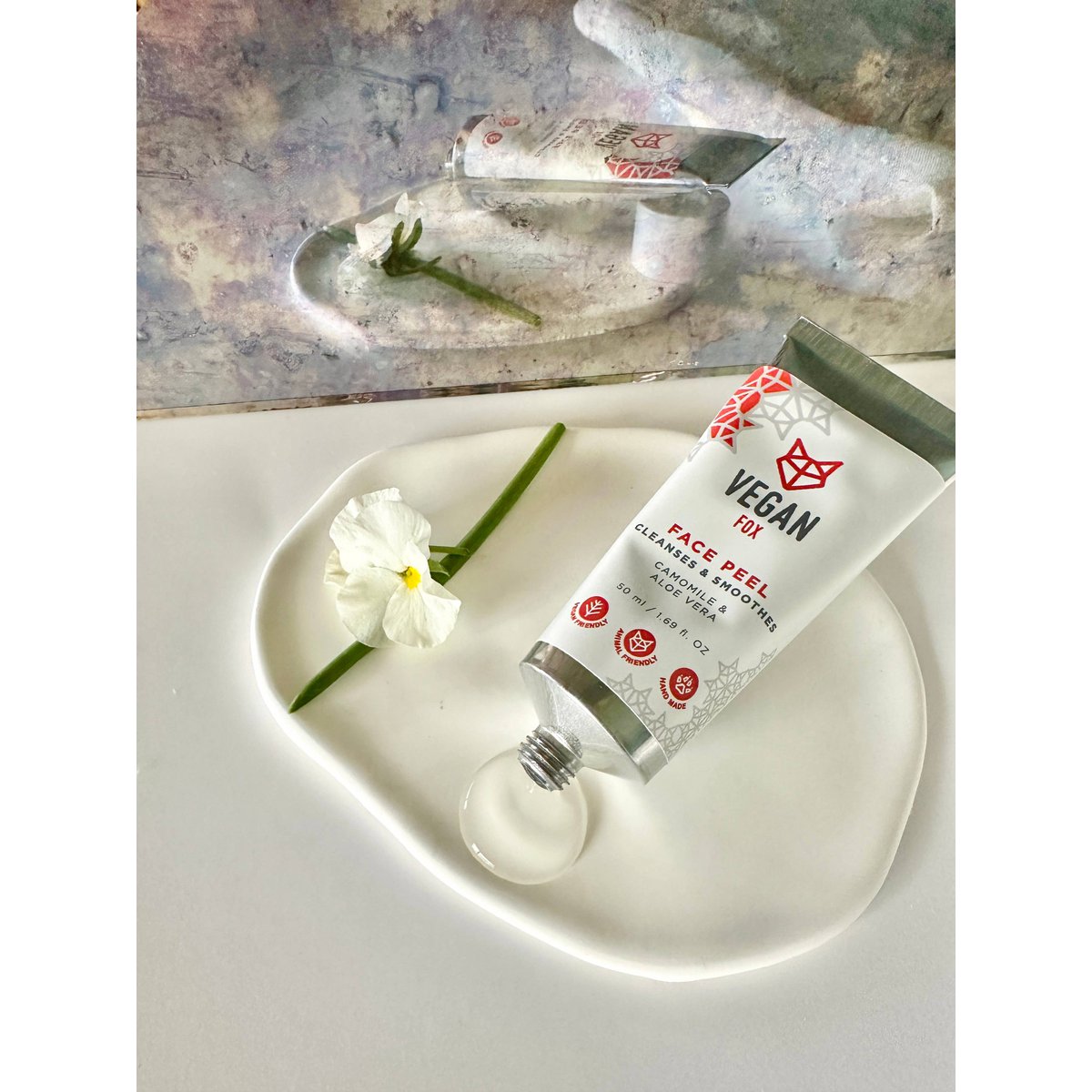 Face Peel Cleanses & Smoothes