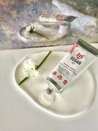 Face Peel Cleanses & Smoothes