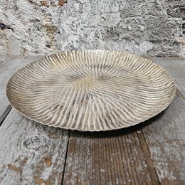 Decorative bowl made of processed white material, measuring 29x2cm in size.