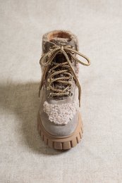 NILS GREY – Wildleder-Wanderstiefel mit Kunstpelzkragen und Einsätzen