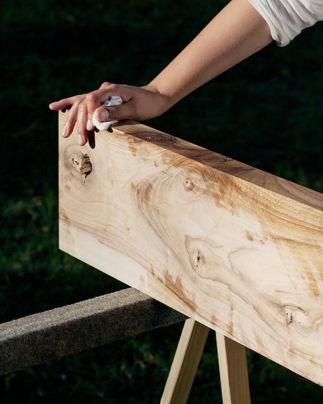 Tu Las™ schwebendes Wandregal aus Holz – 94 x 22 x 4 cm – handgefertigtes längliches Bücherregal – Eichenholz
