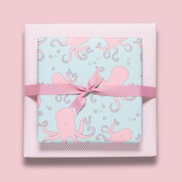 Papier d'emballage à la menthe et rose avec des poulpes, le papier d'emballage des enfants avec un motif de poulpe pour l'anniversaire des enfants, pour des cadeaux pour la naissance ou le baptême