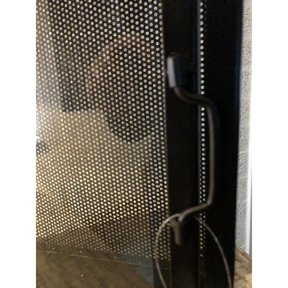 Wandvitrine, schwarzes Metall mit Acrylglas