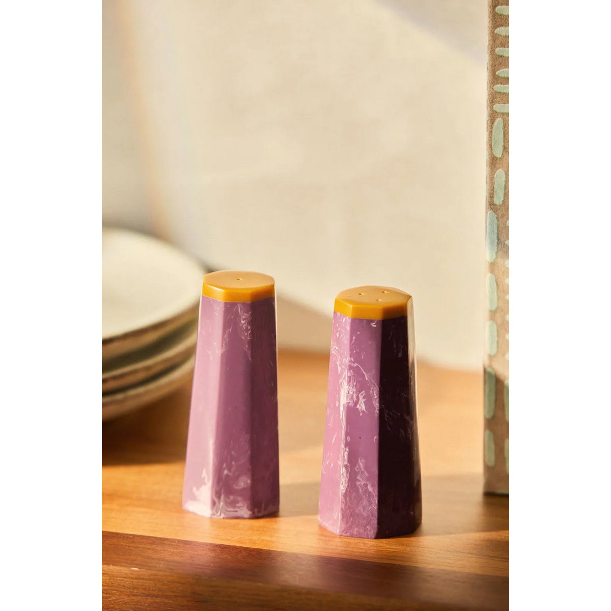 Mango lila zout- en peperstrooierset