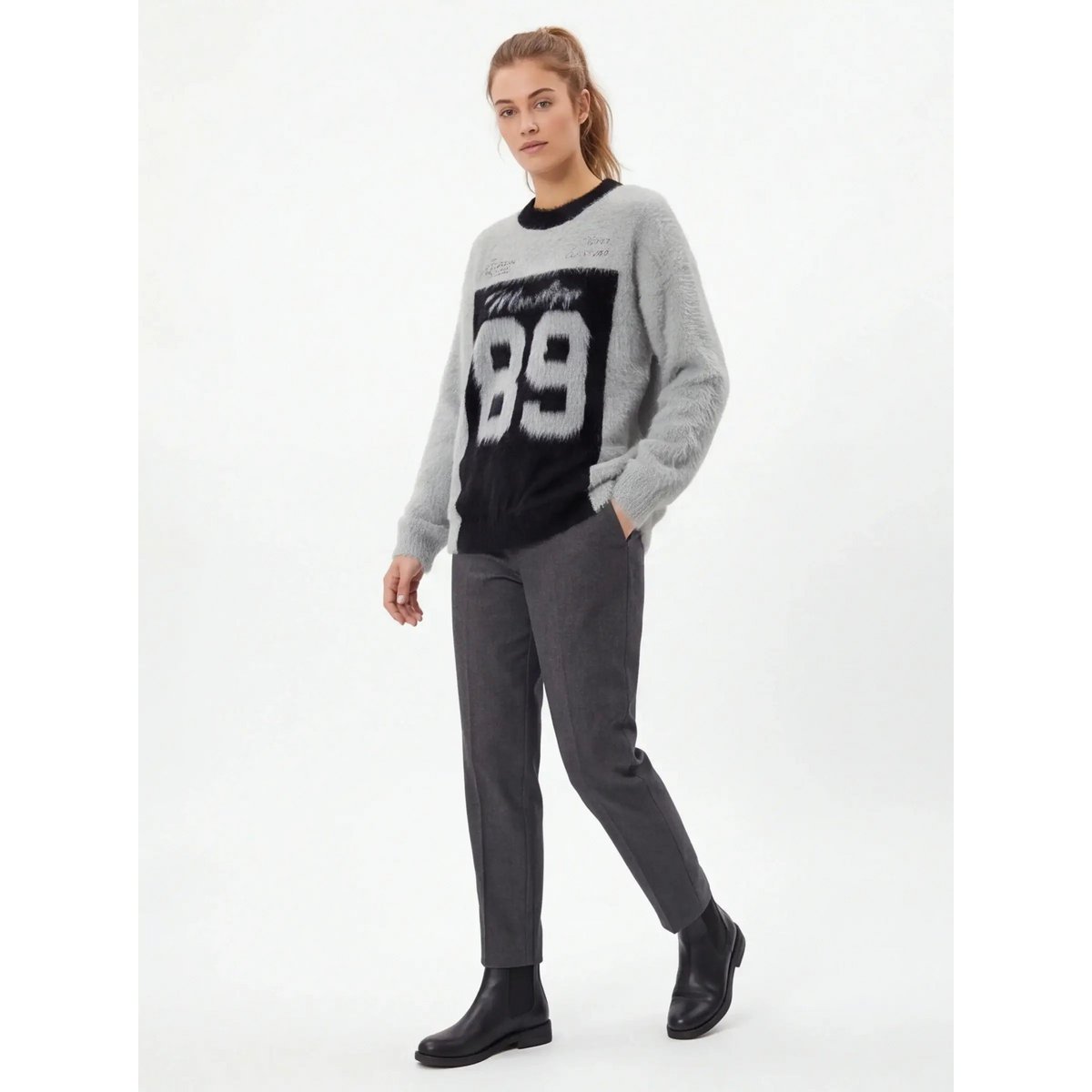 Supreme Crewneck – fra Dense Weave for et ubesværet look