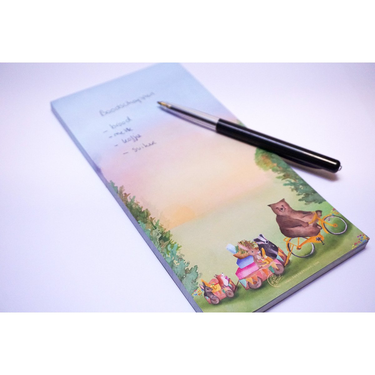 Langstrakte notebook -dagligvarer