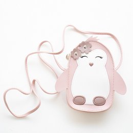 Lycchi shoulder bag - The adorable baby pinguin - pink