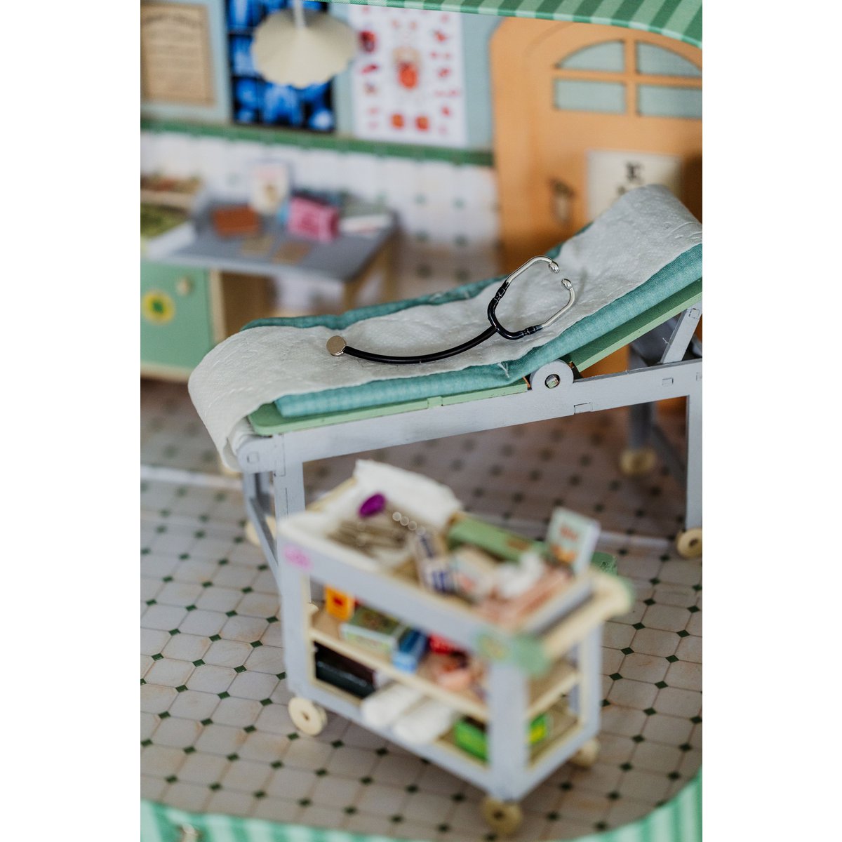 Mouse House To Go - Doctor's Room