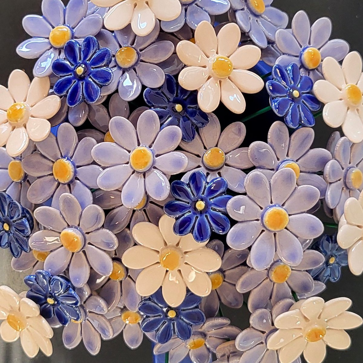 Daisy flower ceramic small light blue 3.5 cm