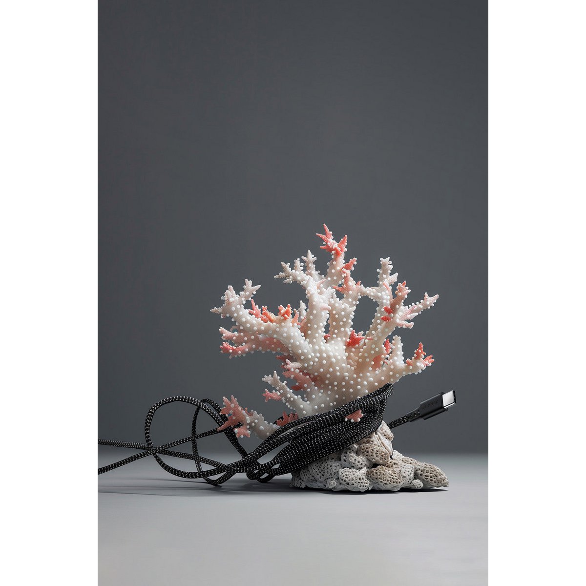 USB Sea Black · Typ C · 100 W · 2 Meter · Hergestellt aus recycelten Fischernetzen