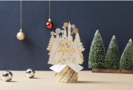 3D Pop up guld hvidt julekort med snefnug og juletræ
