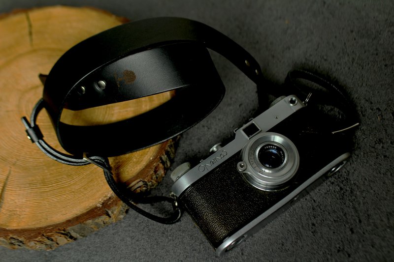 Leather camera strap