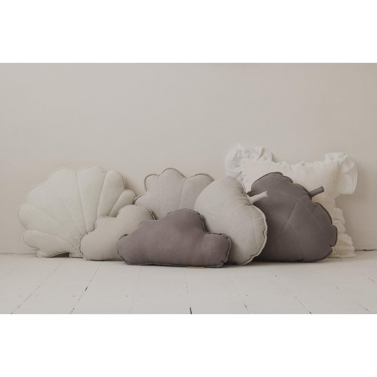 Almohada de concha de lino "Pigeon Grey"