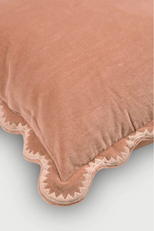 Kussenhoes | Mirage Scallop Abrikoos kussenhoes van Sanctuary Living