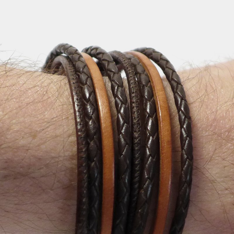 Leather Star LC27 – herrearmbånd lavet af sort nappalæder og naturfarvet okselæder
