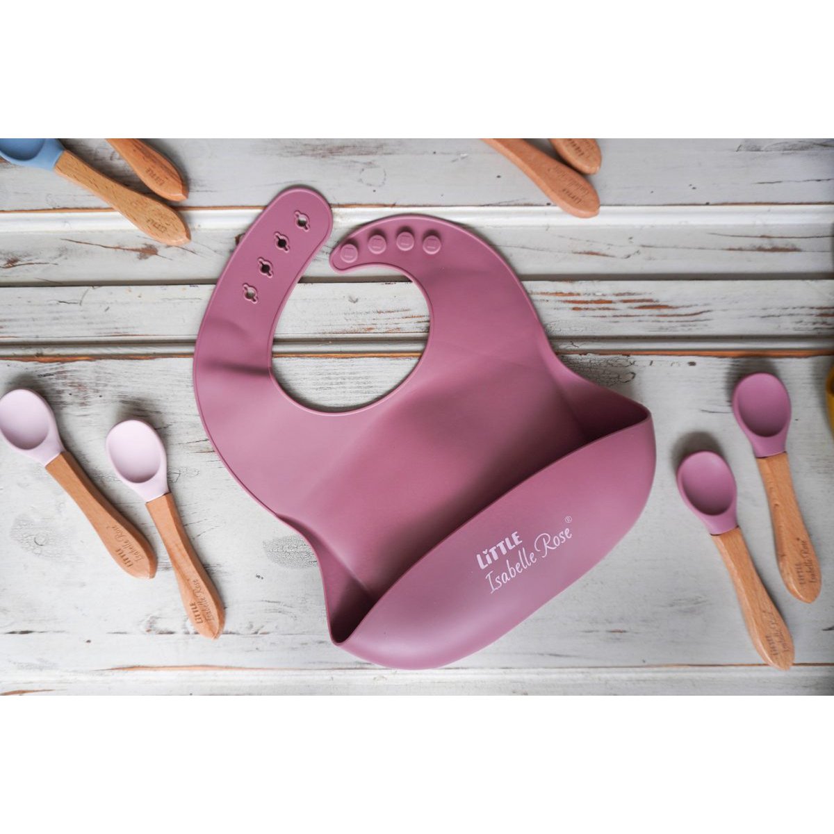Silicone bib dark pink 30x23 cm Little Isabelle Rose