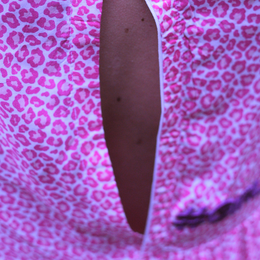 Vestido de verano %23GirlBoss PINK viscosa estampado leo %23StatementFashion "The Message Dress"