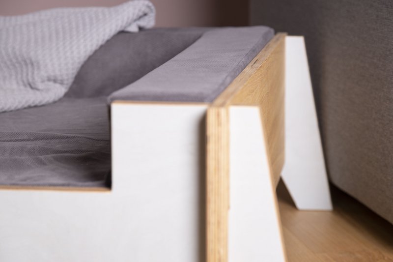 Bed Easy, Dog & Cat Bed (ORDER MATTRESS SEPARATELY)