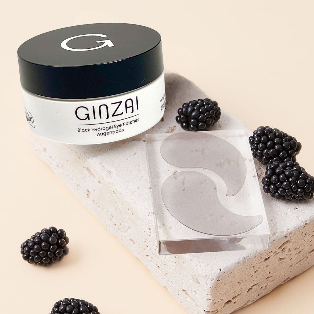Black Hydrogel Eye Patches with Ginseng