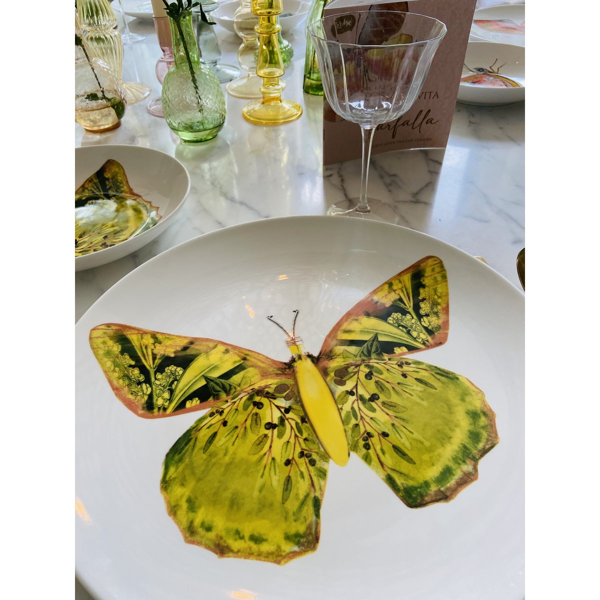 La dolce vita di una farfalla - Piatti Maxi