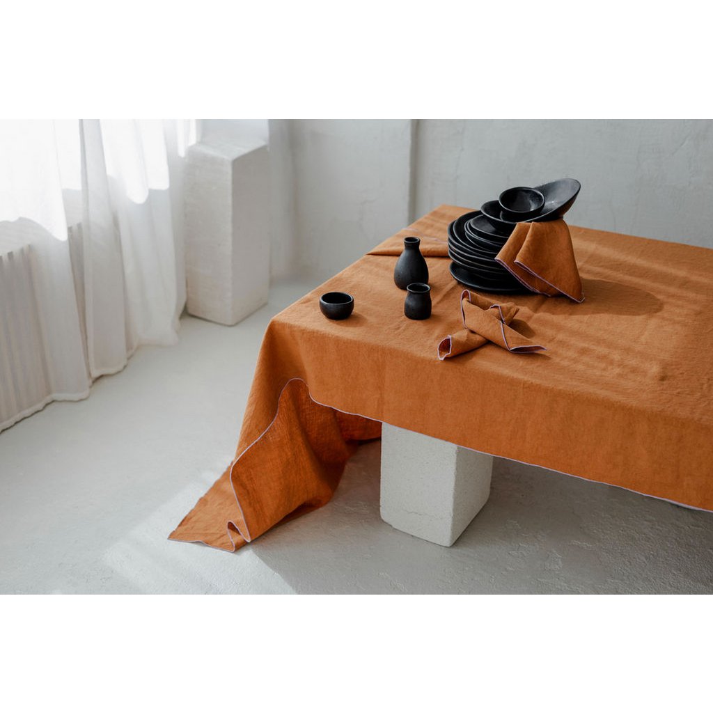 Linned dug med kontrastdetaljer Clay & Lilac -250x145cm
