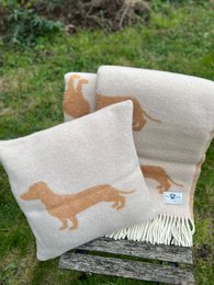 Dachshund / Teckel -pude + inde i puden