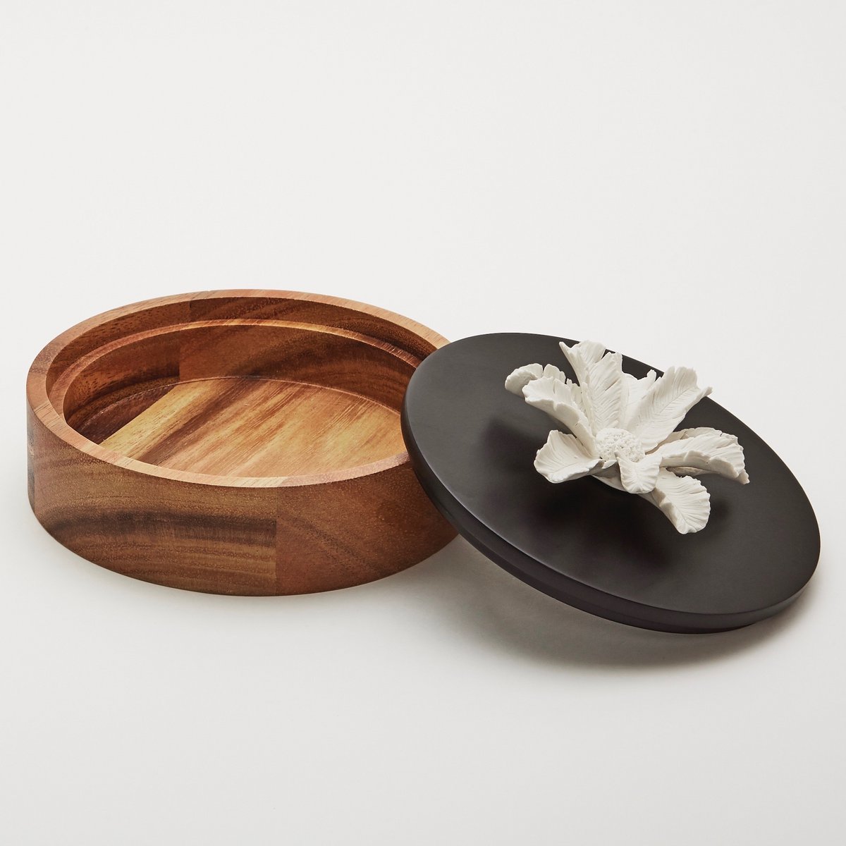 Drewniane pudełko i porcelanowy kwiatek 15 cm - PALMI